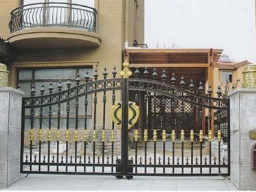 山東鋁藝大門(mén)的定做流程